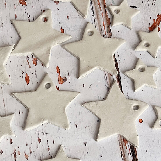 idea_clay-tree-decorations-garland_step3.jpg?sw=554&q=85