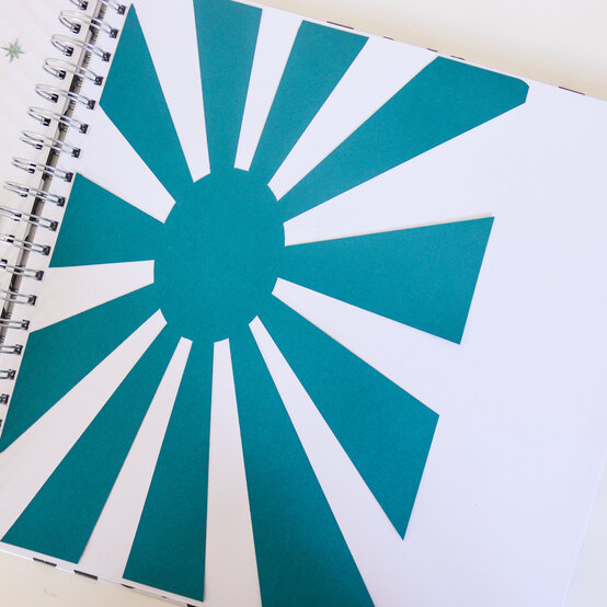 cricut_how-to-make-an-adventure-scrapbook-layout_step8.jpg?sw=554&q=85