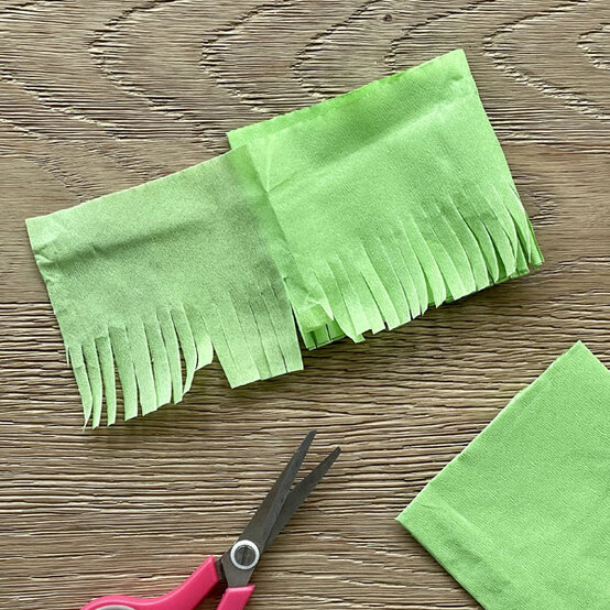 carrot-garland_step-3a.jpeg?sw=554&q=85