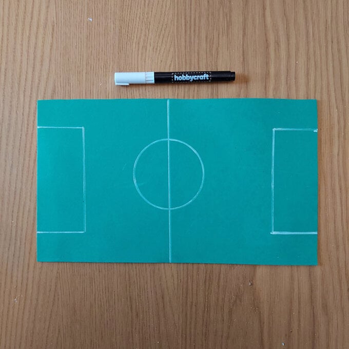 idea_DIY-Football-Table_Step2.jpg?sw=680&q=85
