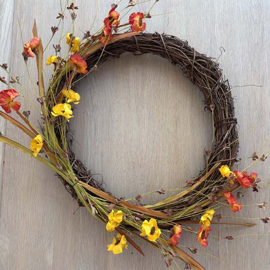 ideas%5Fautumn%2Dwreath%5Fstep%2D4b.jpg?sw=554&q=85