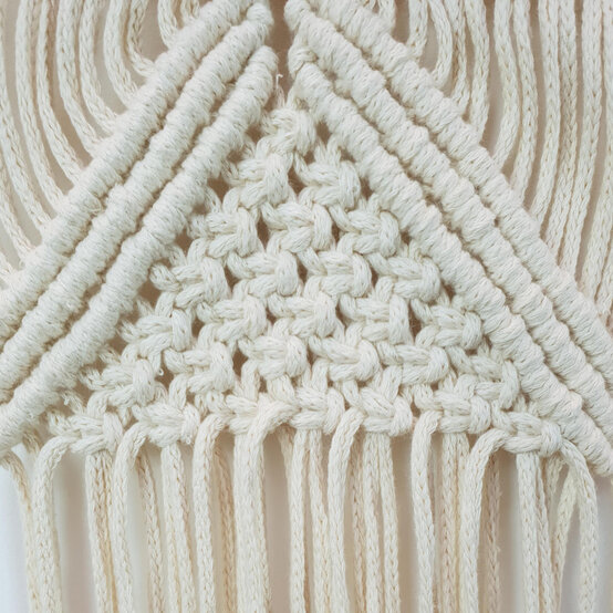macrame_bridal_backdrop_macrame_15.jpg?sw=554&q=85