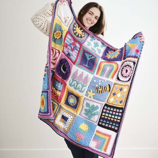 Idea_Granny-Square-Month-CAL-2022_Finish.jpg?sw=554&q=85