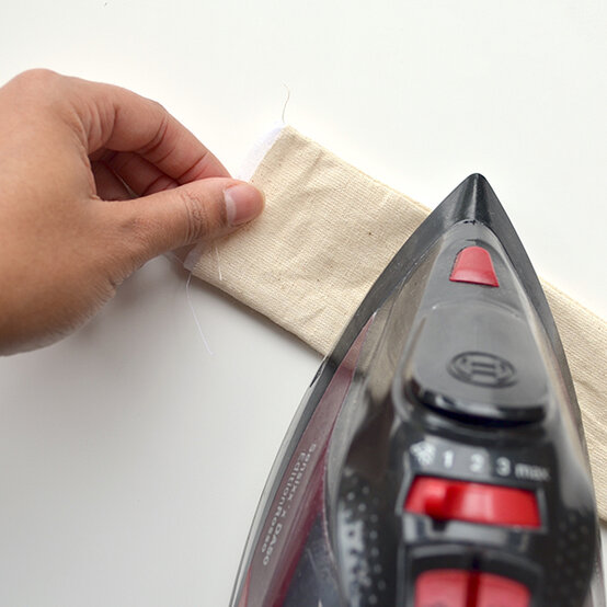 eid-countdown-calendar_9b.jpg?sw=554&q=85