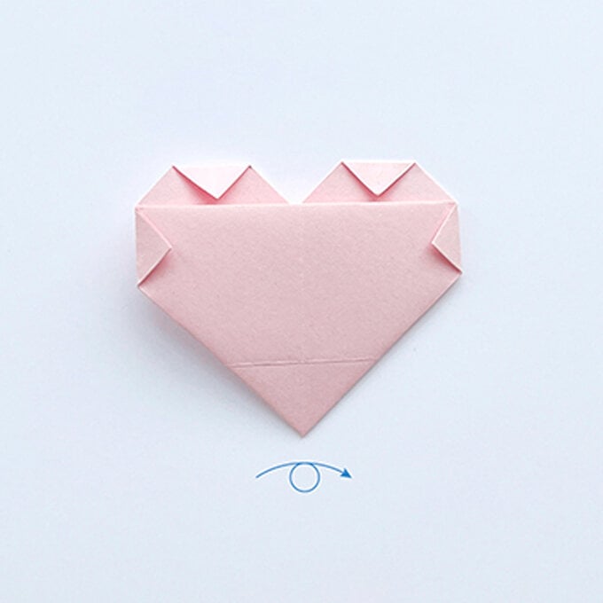 idea_origami-heart-card_step8.jpg?sw=680&q=85