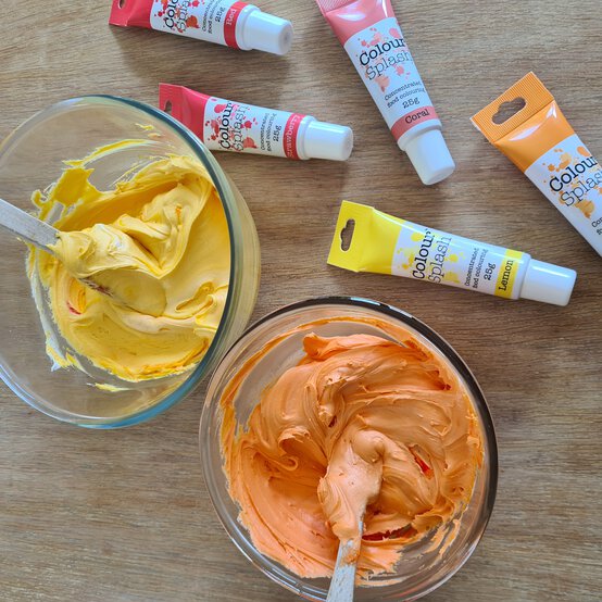 how-to-make-cake-jars-6.jpg?sw=554&q=85