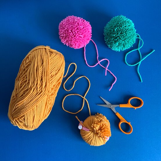 Pom-PomBunting_Step3.jpg?sw=554&q=85