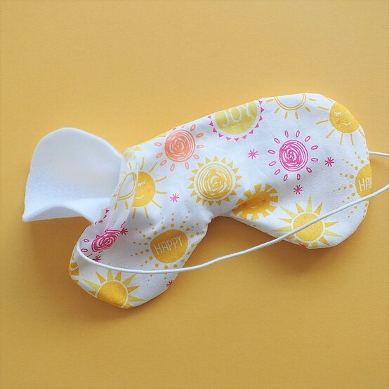 pamper_hamper_sleep_mask_sewing_step_7.jpg.jpg?sw=554&q=85