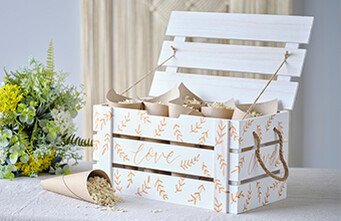 Save £5 on Wedding Hamper Crate