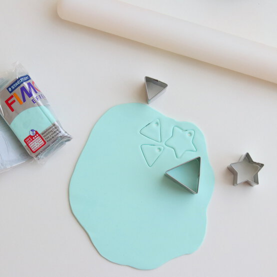 terrazzo_jewellery_mint_fimo_step_6.jpg?sw=554&q=85