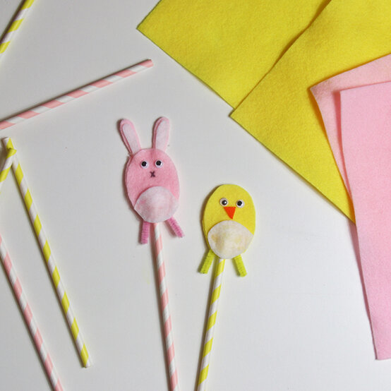 straw-puppets_final.jpg?sw=554&q=85