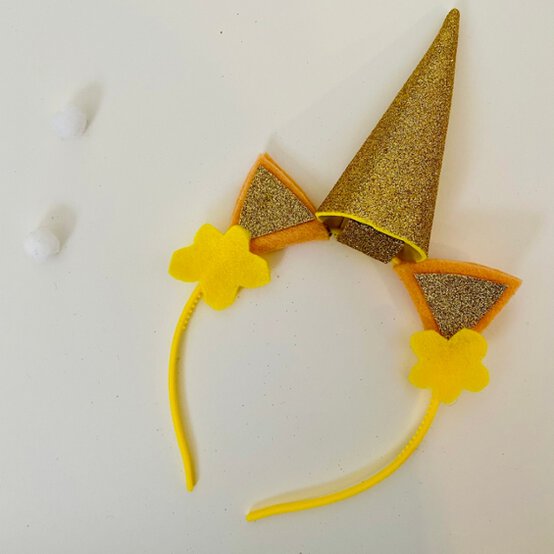 How_to_Make_a_Unicorn_Head_Dress_8.jpeg?sw=554&q=85