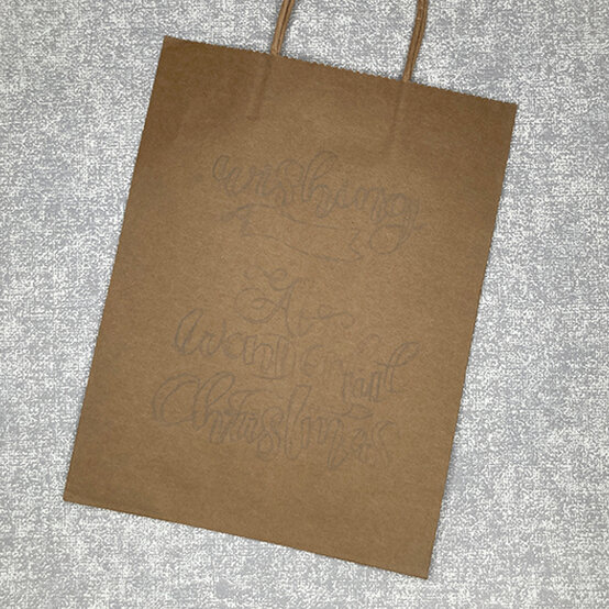 idea_ways-to-personalise-a-christmas-gift-bag_step1a.jpg?sw=554&q=85