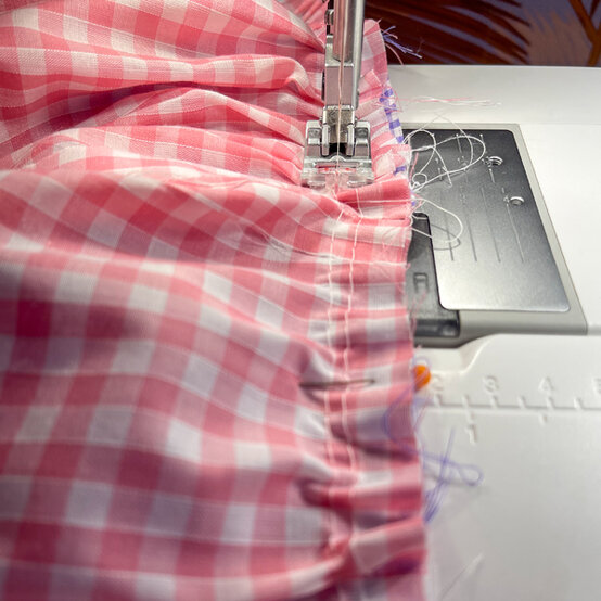 ideas%5Fhow%2Dto%2Dsew%2Da%2Ddress%2Dusing%2Dfabric%2Dscraps%5Fstep%2D2.jpg?sw=554&q=85