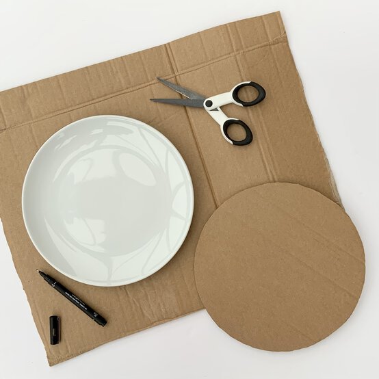 spring-paper-wreath-step1.jpg?sw=554&q=85