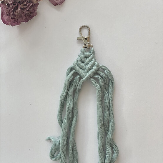 Idea_macrame-stash-busting-_keyring-STEP9.jpg?sw=554&q=85