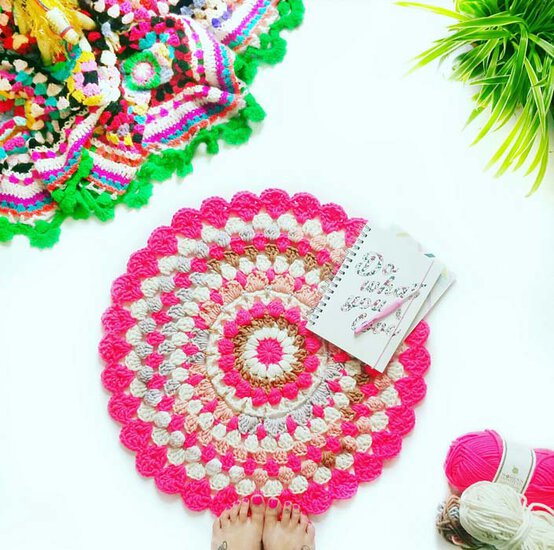 flora-folk-art-mandala-chunky-rug.jpg?sw=554&q=85