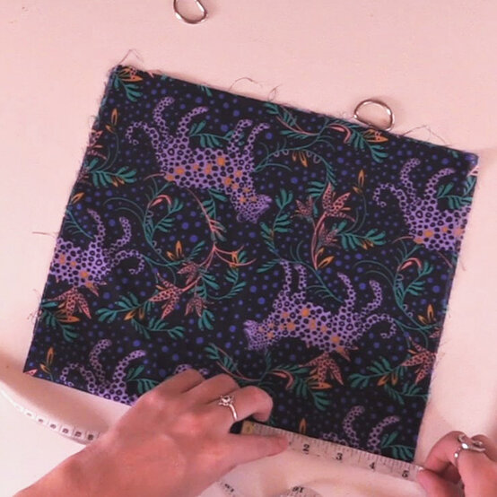 eyelet-curtains_tie-backs_step1_sq.jpg?sw=554&q=85