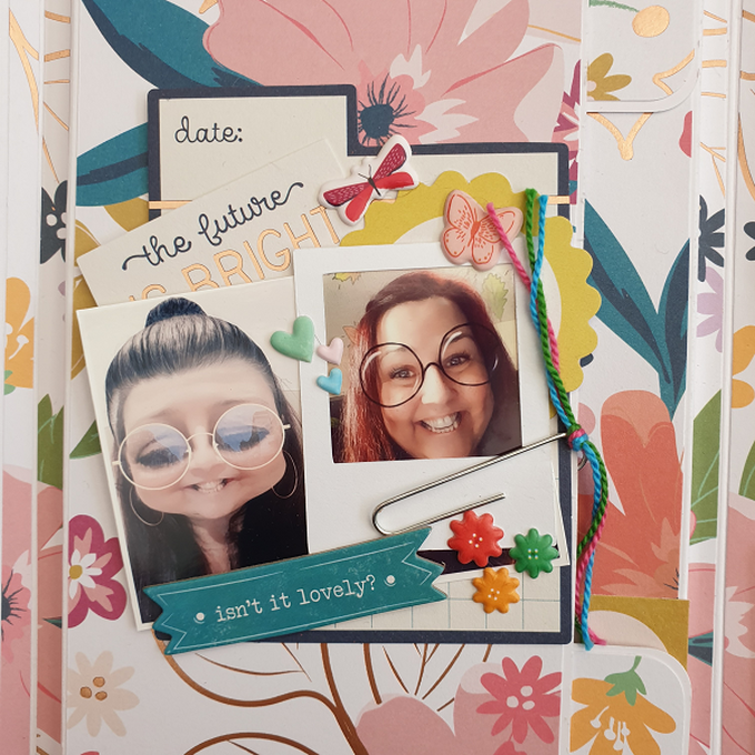 How to Make a Scrapbook Mini Album Hobbycraft
