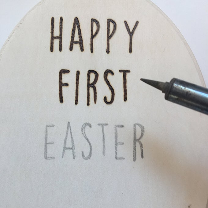 easter_plaque_pyrography_step_4.jpg?sw=680&q=85