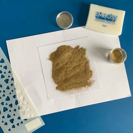 idea_anniversary-love-you-card-a_step3.jpg?sw=554&q=85