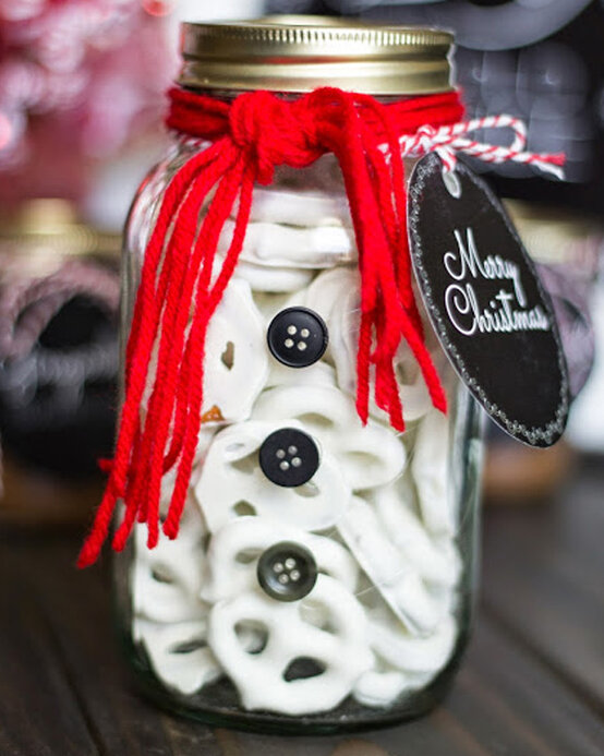 snowman-jar.jpg?sw=554&q=85