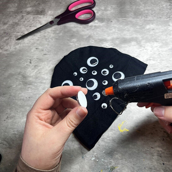 ideas%5Feasy%2Dhalloween%2Dcostumes%2Dfor%2Dkids%5Fspider%5F2c.jpg?sw=554&q=85