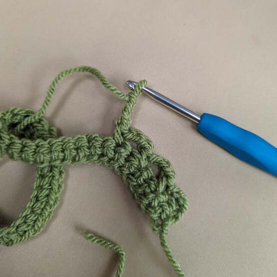 ideas%5Fstash%2Dbusting%2Dchristmas%2Dtable%2Ddecor%5Fchristmas%2Dtree%2Dcones%5Fstep%2D1b.jpg?sw=554&q=85