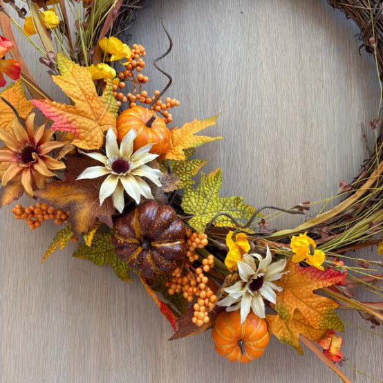 ideas%5Fautumn%2Dwreath%5Fstep%2D12.jpg?sw=554&q=85