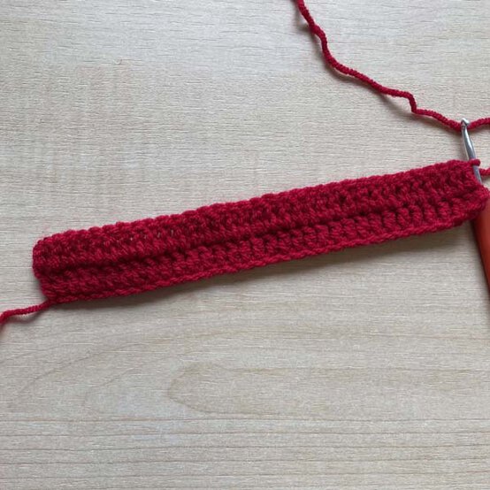 ideas%5Fhow%2Dto%2Dcrochet%2Da%2Dchristmas%2Dpet%2Daccessory%5Fmain%2Dcollar%5F1.jpg?sw=554&q=85