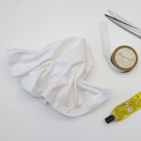 how_to_make_a_wolf_costume_step7-square.jpg?sw=554&q=85