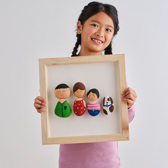 idea_how-to-make-a-pebble-portrait_step9.jpg?sw=554&q=85