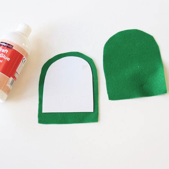 how_to_make_animals_headdresses_crocodile_step2-square.jpg?sw=554&q=85