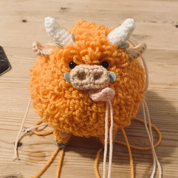 how-to-crochet-a-highland-cow_assembly.jpg?sw=680&q=85