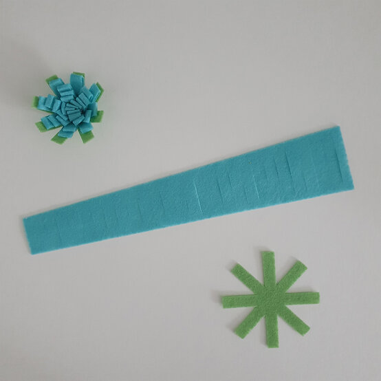 cricut-how-to-make-a-floral-headband-step5.1.jpg?sw=554&q=85