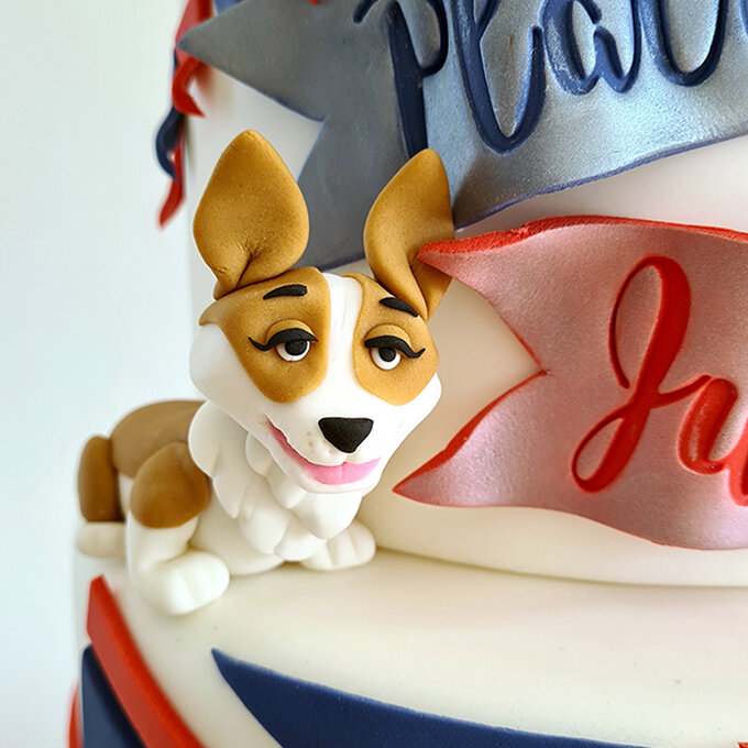 How-to-Make-a-Platinum-Jubilee-Showstopper-Cake_Step28a.jpg?sw=680&q=85