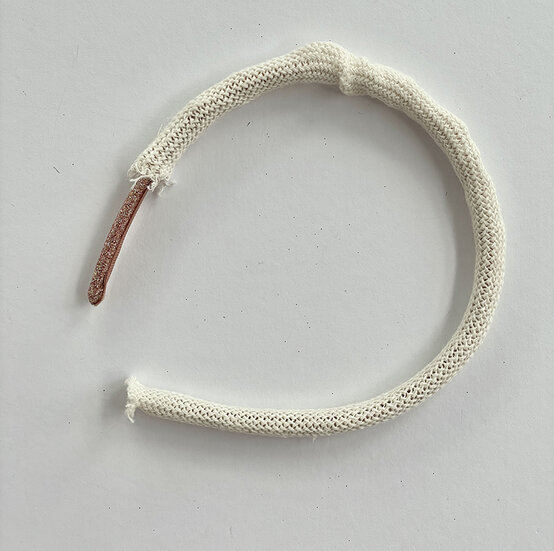 Idea_macrame-stash-busting-_headband-STEP3.jpg?sw=554&q=85