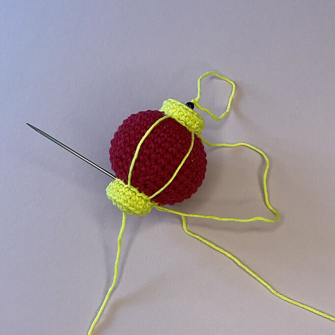 Idea_how-to-crochet-an-amigurumi-rabbit_Lantern_3.jpg?sw=680&q=85