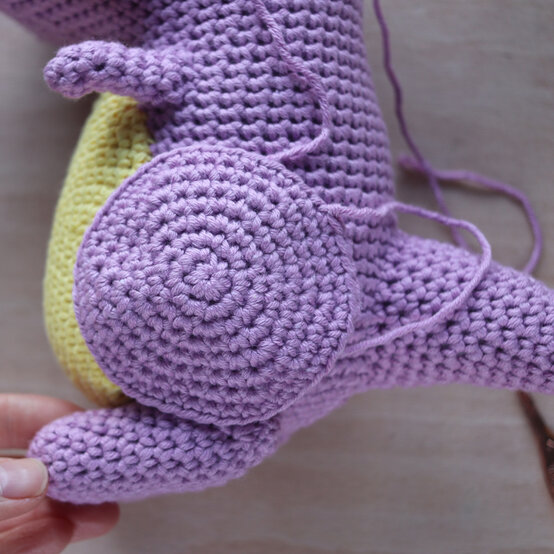 how_to_crochet_an_amigurumi_dinosaur_image-6.jpg?sw=554&q=85