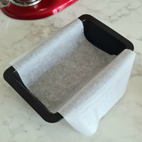 idea%5Fchristmas%2Dcabin%2Dlog%2Dcake%5Fstep%2D28.jpg?sw=554&q=85