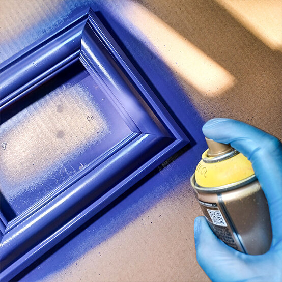 Frame%20Spray%20Paint_%20Step6a.jpg?sw=554&q=85