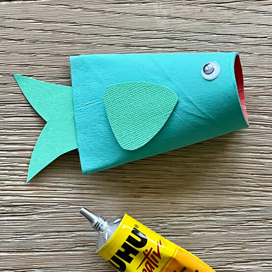 idea_how-to-make-a-diy-mobile_step3.jpg?sw=554&q=85