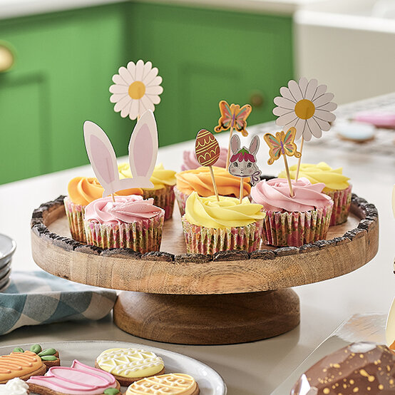 cupcake%2Dkits%2D2026.jpg?sw=554&q=85