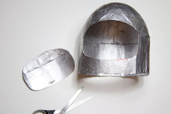 helmet_step5.jpg?sw=554&q=85