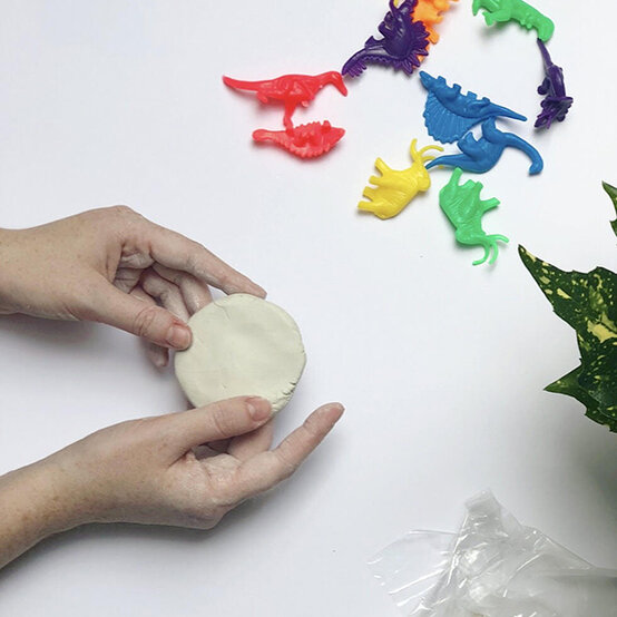 air-dry-clay-fossils-step4.jpg?sw=554&q=85