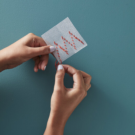 get_started_in_bargello_step-7.3.jpg?sw=554&q=85