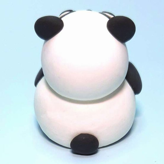 ideas%5Fclay%2Dcharacter%2Dprojects%2Dfor%2Dkids%5Fpanda%5Fstep%2D6a.jpg?sw=554&q=85