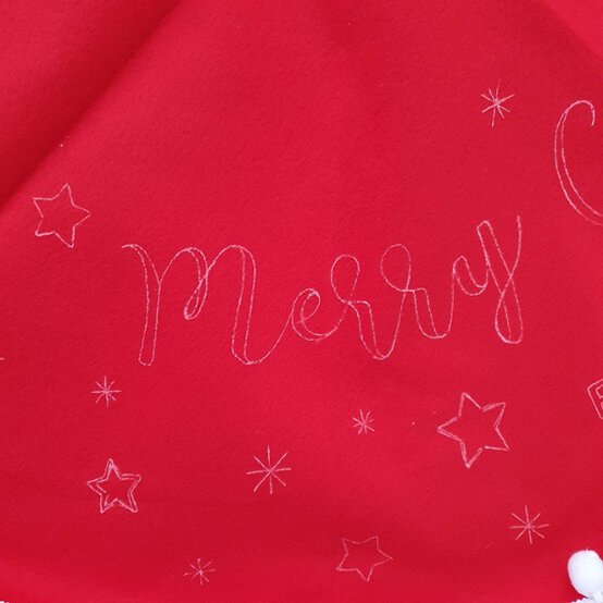 Idea_how-to-make-a-personalised-tree-skirt_step1c.jpg?sw=554&q=85