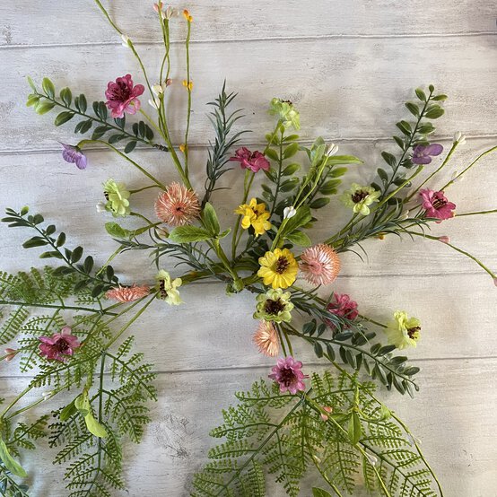 spring-garland-7.jpeg?sw=554&q=85