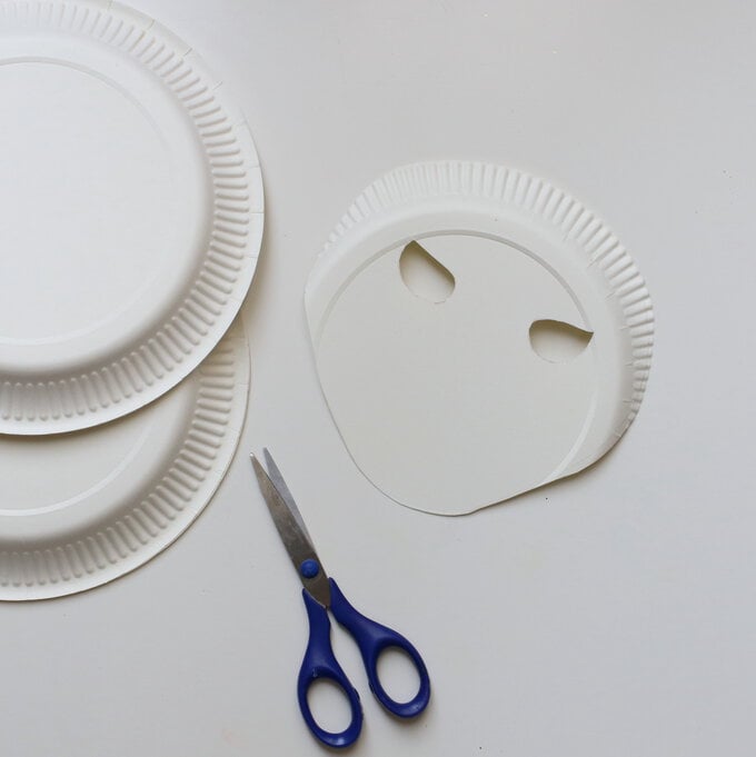 how_to_make_a_paper_plate_dragon_mask_a-square.jpg?sw=680&q=85